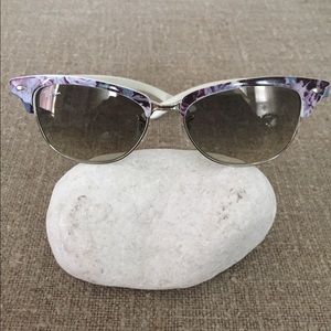 Ray Ban Women’s Clubmaster Classic RB 4132 832/32